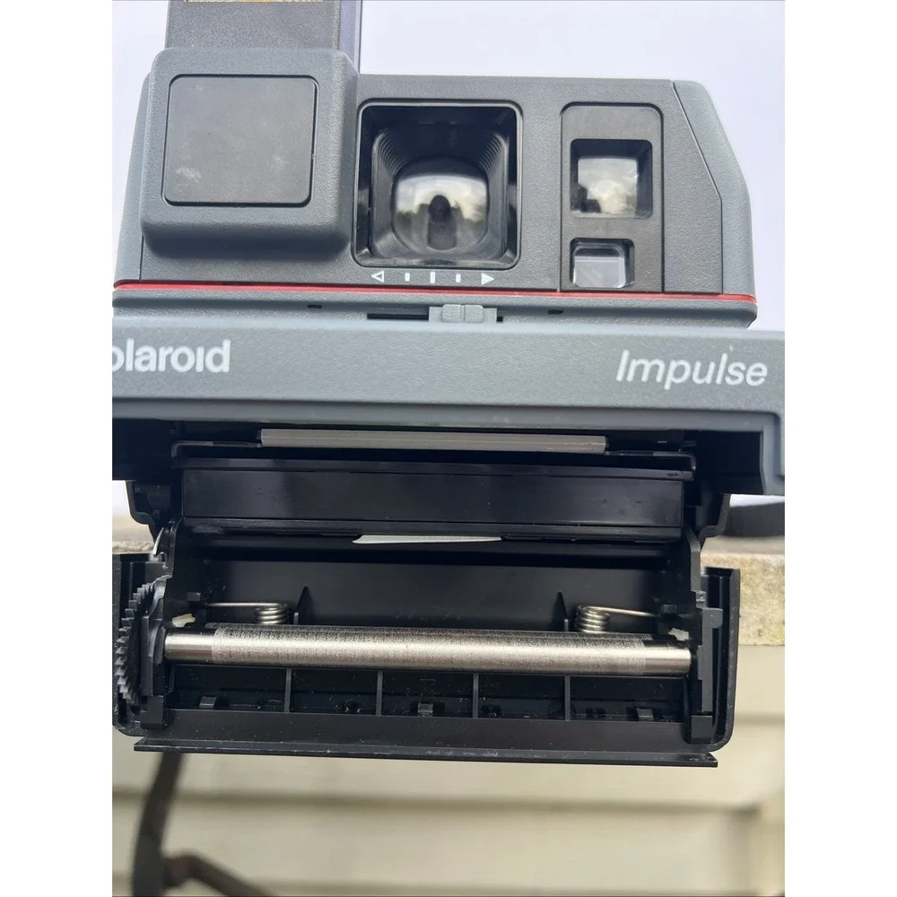 Vintage Polaroid Camera Impulse Clean and Works but is‎ Untested with Film